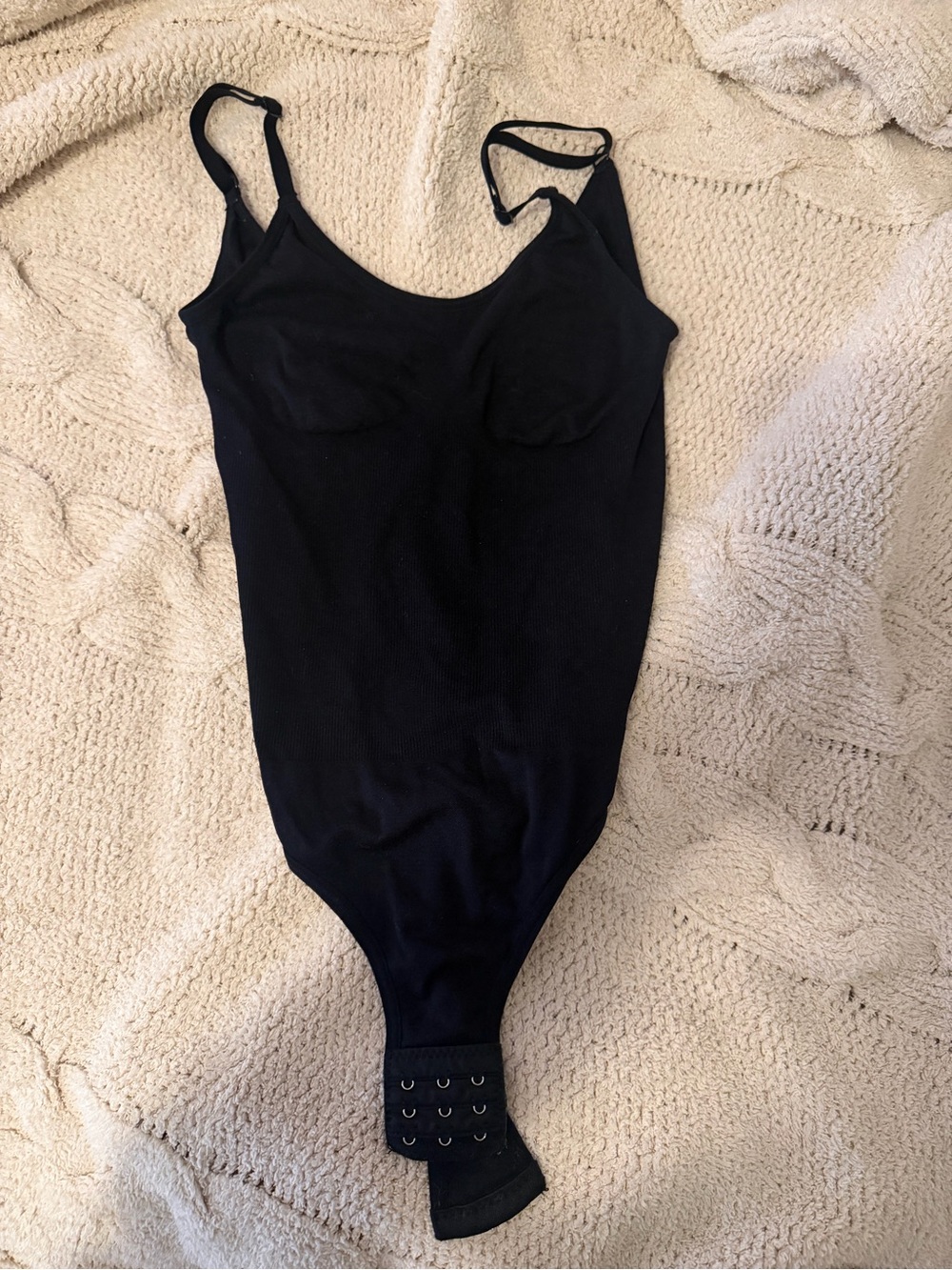 Hey shape Black Women's Seamless Bodysuit with Adjustable Straps